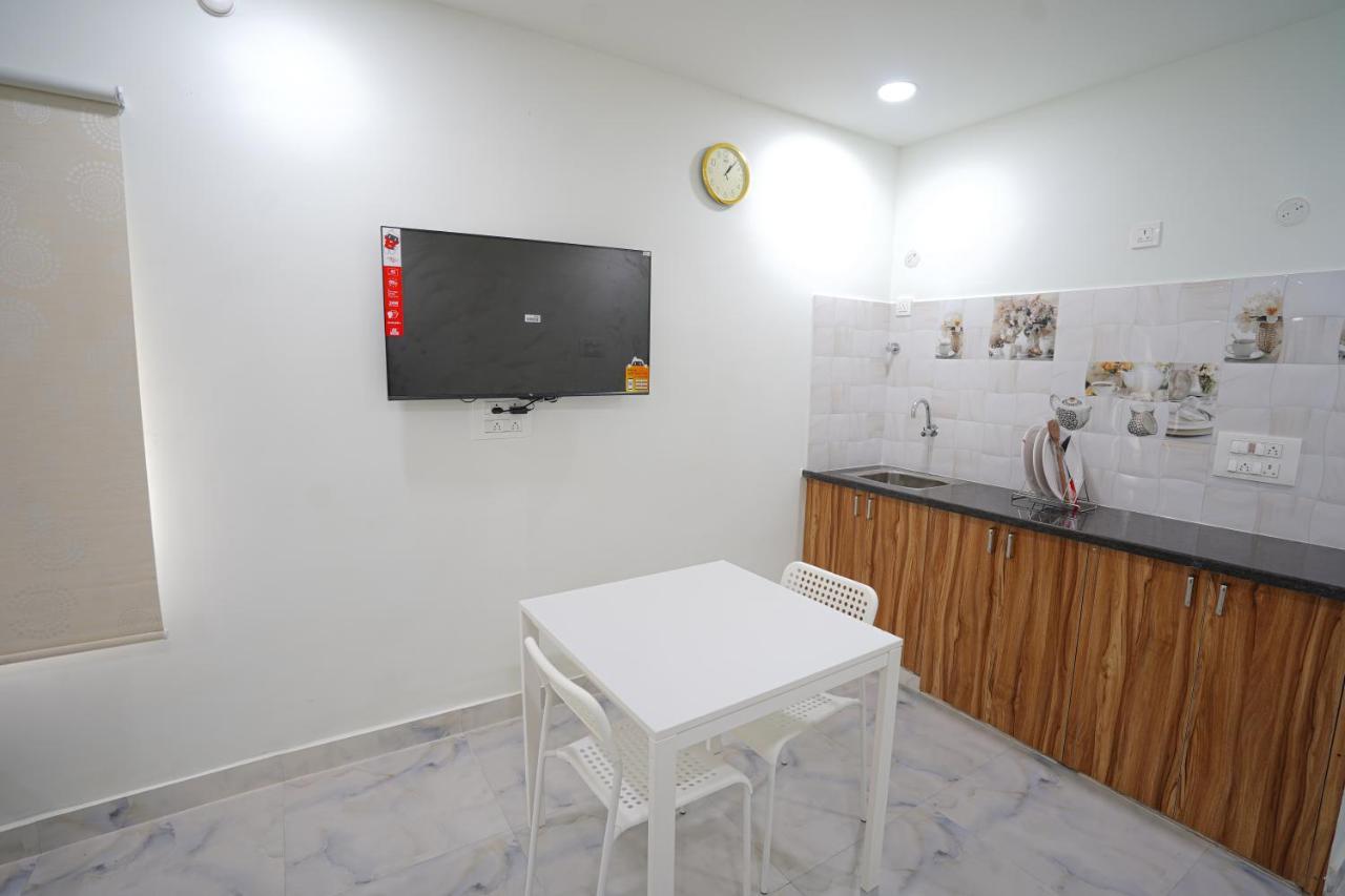 Mahasri Studio Apartments- Brand New Fully Furnished Air Conditioned Studio Apartments Tirupati Exterior foto